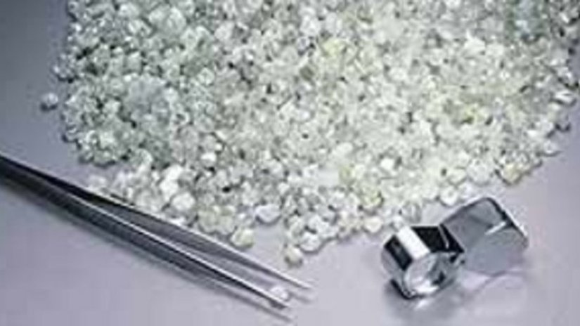 DiamondCorp продала 1 321 карат алмазов