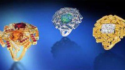 В прибывших в Москву украшения Chaumet High Jewellery особого внимания достойны драгоценные камнии