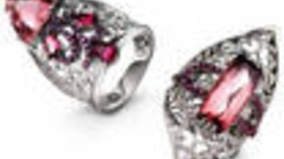 Дорогие ювелирные изделия задержаны сотрудниками Пулковской таможни