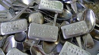 Поставки вторичного серебра упали на 30%