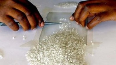 Вместо золота в Индии вырос импорт бриллиантов