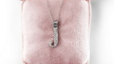 Бриллиантовая застежка J от Juicy Couture