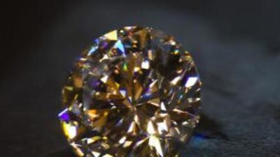 Индия хочет отсудить у Англии бриллиант, который находится в королевской короне