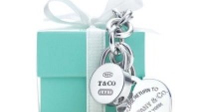 Tiffany & Co начинает использовать новый прибор DiaMension™ Axiom для оценки симметрии бриллиантов