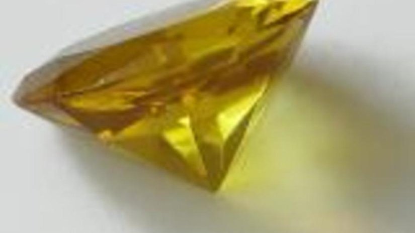 Rockwell Diamonds реализовала исключительные желтые камни