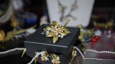 Майские праздники – это лучшие весенние деньки в Петербурге и отличный повод для того, чтобы получить позитивные эмоции в предвкушении лета.