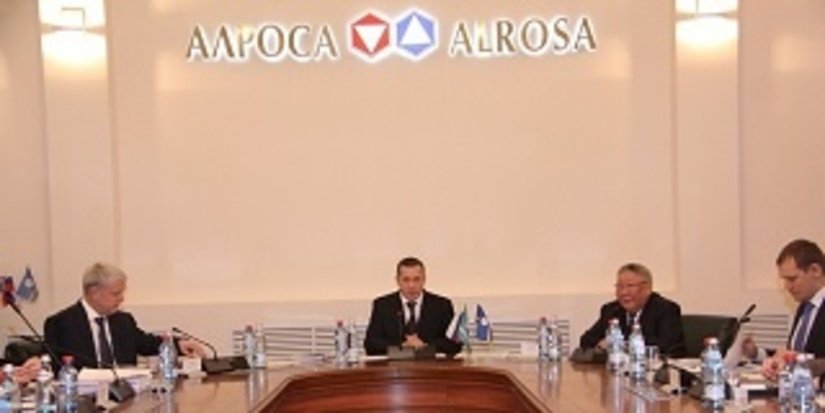 Над «АЛРОСА» встал вице-премьер Трутнев