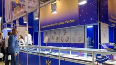 Управляющий имуществом совладельца "Яшмы" Мавлянова просит освободить его от должности