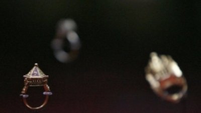 Французская полиция отыскала украденное золото эпохи Меровингов