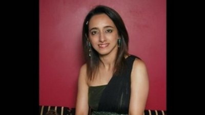 На Международной Ювелирной Неделе в Индии туфелька Золушки стала бриллиантовой