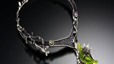 С 3 по 5 июля 2015 г. в городе на Неве будет проходить ювелирная выставка «Сокровища Петербурга», которая представит работы лучших ювелиров России.