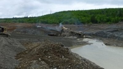 Золотодобывающая артель «Восток-2» уничтожила речку Лангери