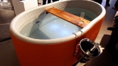 Надувная ванна от Blofield