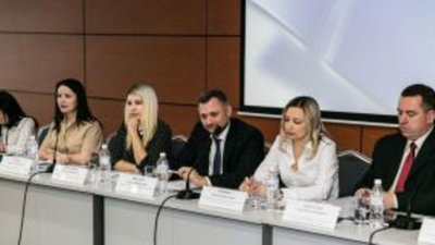 Круглый стол с субъектами малого и среднего предпринимательства состоялся на площадке XXIII оптово-розничной ювелирной выставки «Эксклюзив»
