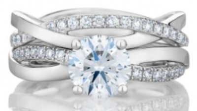 Новое дополнение к коллекции обручальных колец от De Beers