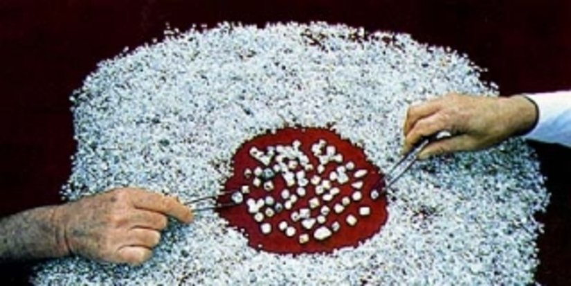 Главными потребителями алмазов станут Китай и Индия
