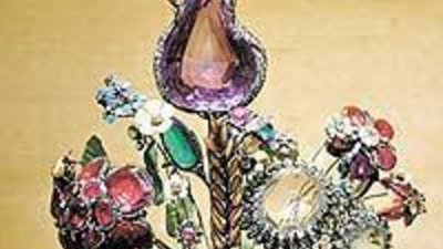 «Новые известия»: Выставка шедевров фаберже в Кремле