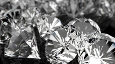Новый контракт De Beers изменяет порядок проведения продаж