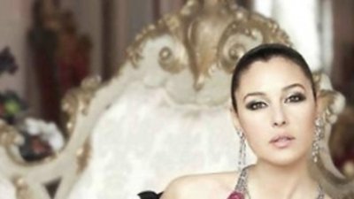 Моника Беллуччи рекламирует бриллианты