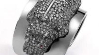 Черные бриллианты не исчезнут в черной дыре кризиса