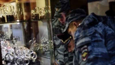 Проверка в ЦУМе выявила партию швейцарских контрабандных часов на 168 млн руб.