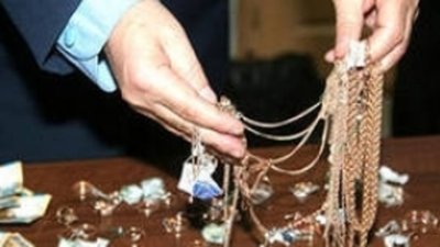 В РФ могут появиться меры по защите покупателей от ювелирных подделок