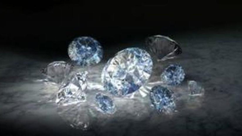 Падение американского спроса на бриллианты вызывает беспокойство диамантеров в Сурате