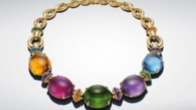 Ювелирный антиквариат отправился в Париж