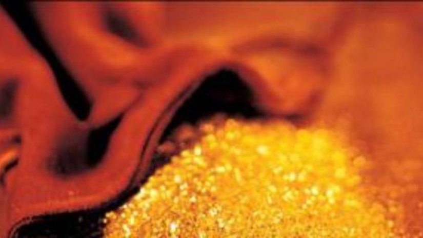Индийские ювелиры бастуют против увеличения налогов на золото