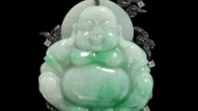 Подвеска с нефритовым буддой от Lydia Courteille - самое одухотворенное украшение