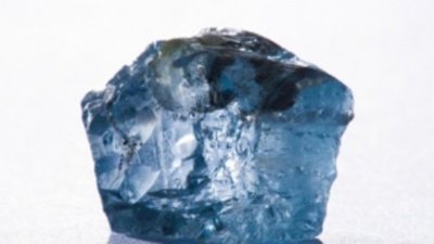 В Южной Африке найдена уникальная редкость весом 122,5 карат – крупнейший голубой алмаз