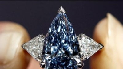 Редкий голубой бриллиант будет выставлен на торги Tzoffey's 1818 в Израиле