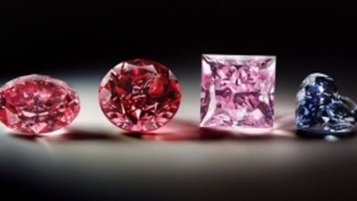 Mayer & Watt выпустили приложение о цветных драгоценных камнях для тех, кто всегда на ходу