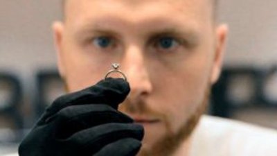 Перстни для честных депутатов: как ювелирная студия заработала миллионы на хайпе вокруг выборов в Мосгордуму