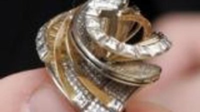 Украинка привезла в Швейцарию ювелирную контрабанду