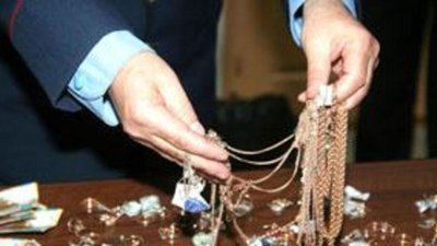 В Ростове на Дону было совершено ограбление ювелирного магазина