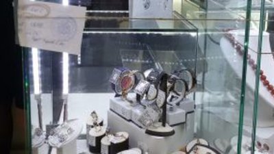 Предприниматель лишился 1000 ювелирных изделий на сумму более 4 млн рублей