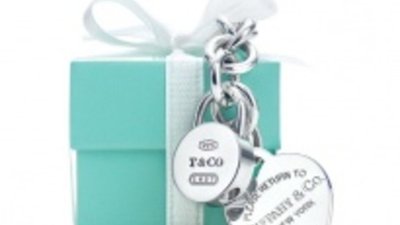 Tiffany & Co. изменят знаменитую бирюзовую упаковку?
