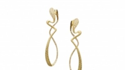 Росчерком золота