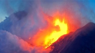 Плоский Толбачик извергает алмазы