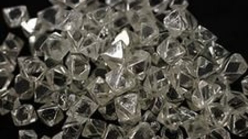 Спрос на бриллианты в 2013 г побил все рекорды - De Beers