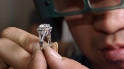 Ювелиров зовут в "Бриллиантовую долину"
