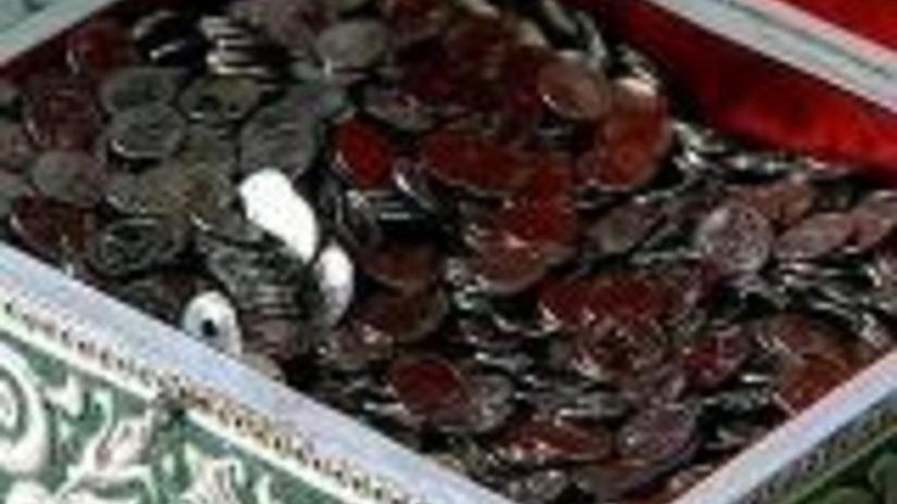 Пенсионер собрал коллекцию копеечных монет
