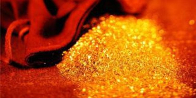 Золото выросло в ПТН, но за неделю - отрицательная динамика