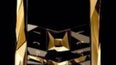 Золотой телефон за 30000 долларов