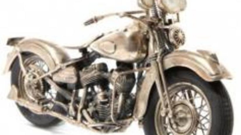 Silver Harley Davidson от Cartier