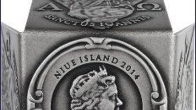 НОВИНКА: монета в виде полураскрытого куба