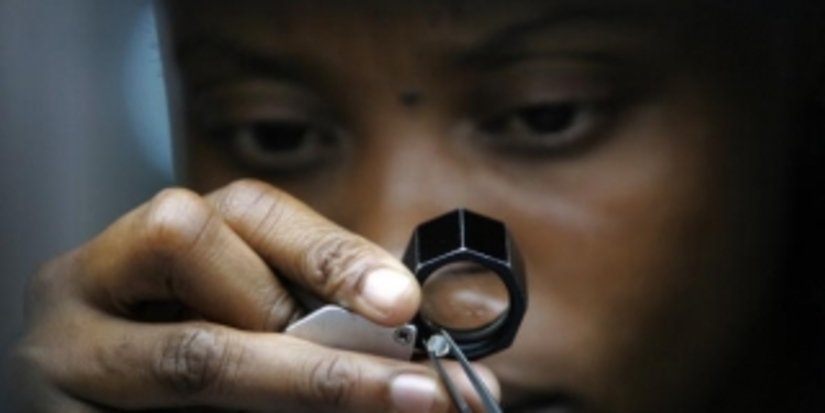 Индийские диамантеры рассчитывают на закупки алмазов в Зимбабве