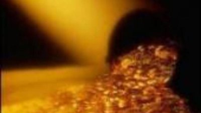 Фьючерсы на золото опять впереди