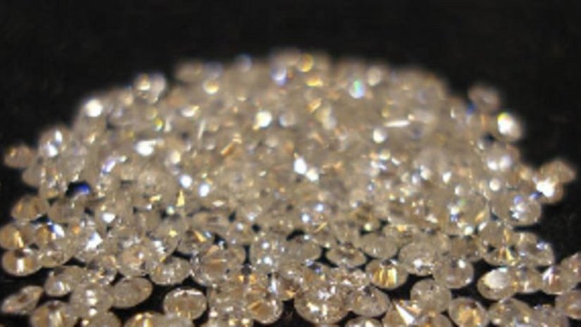 Diamdel заметил ажиотаж в категории мелких индийских камней на последнем аукционе алмазов